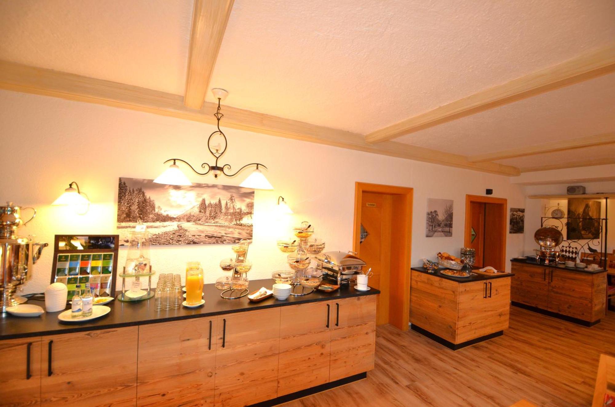 Hotel Cafe Fuggerhof Oberstdorf Extérieur photo