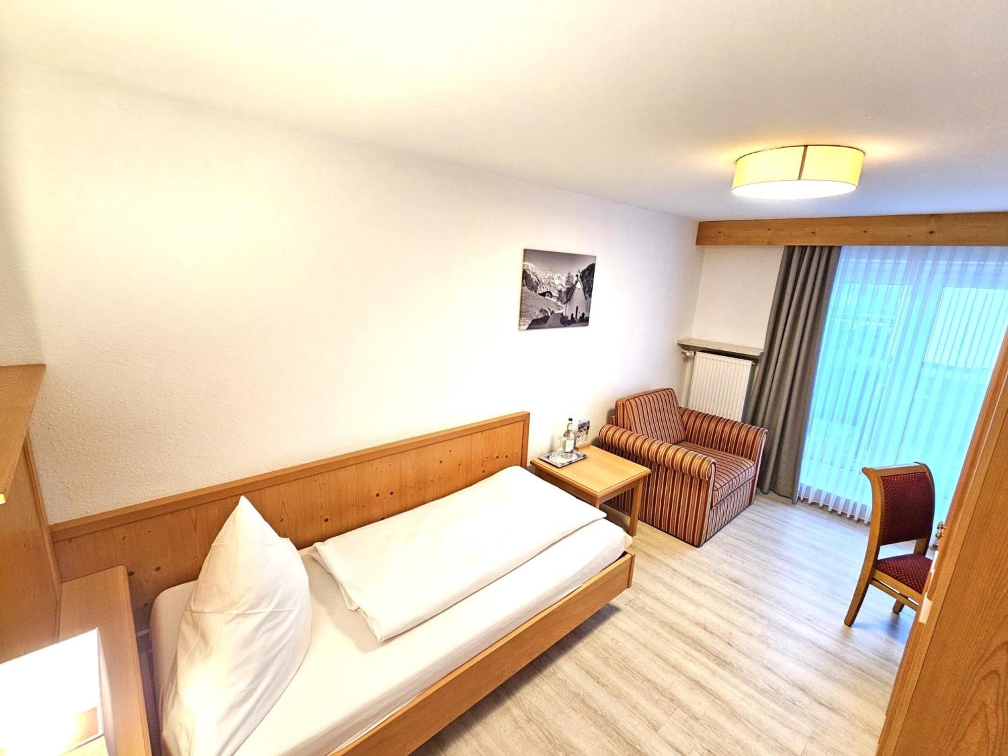 Hotel Cafe Fuggerhof Oberstdorf Extérieur photo